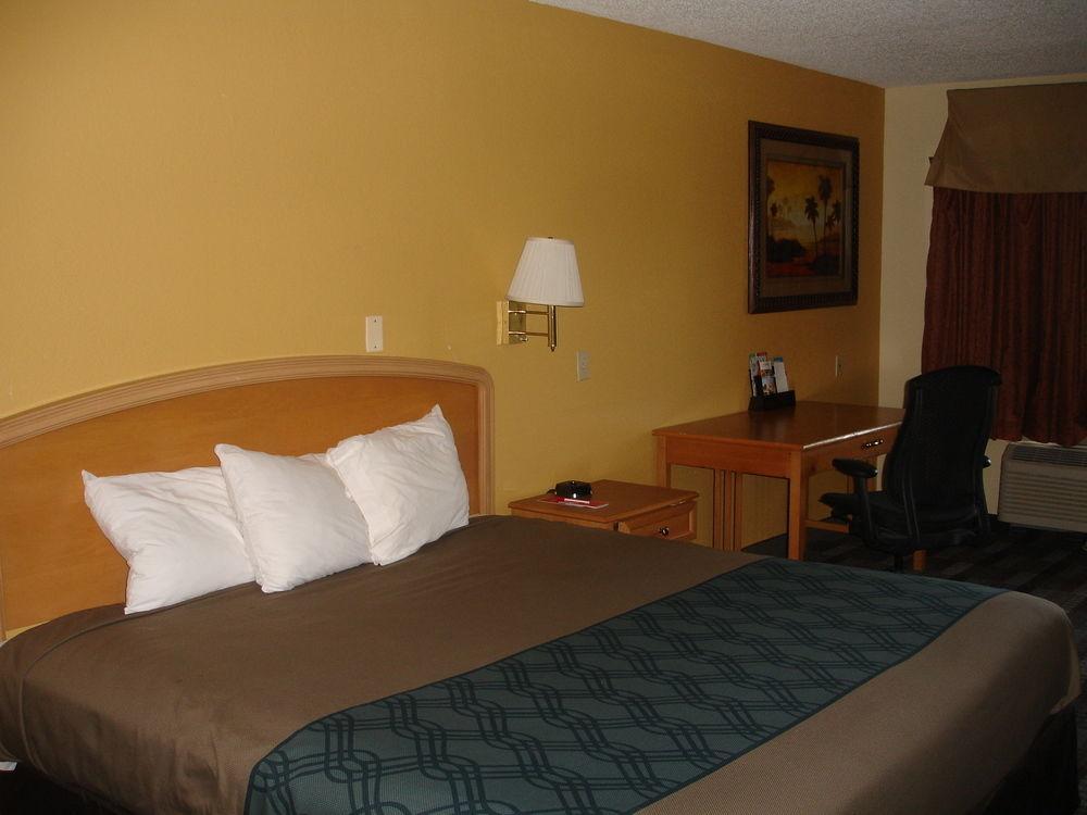 Jax Airport Hotel Jacksonville Exterior foto